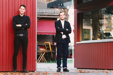 Sebastian Höglinger und Peter Schernhuber am Grazer Lendplatz-Markt